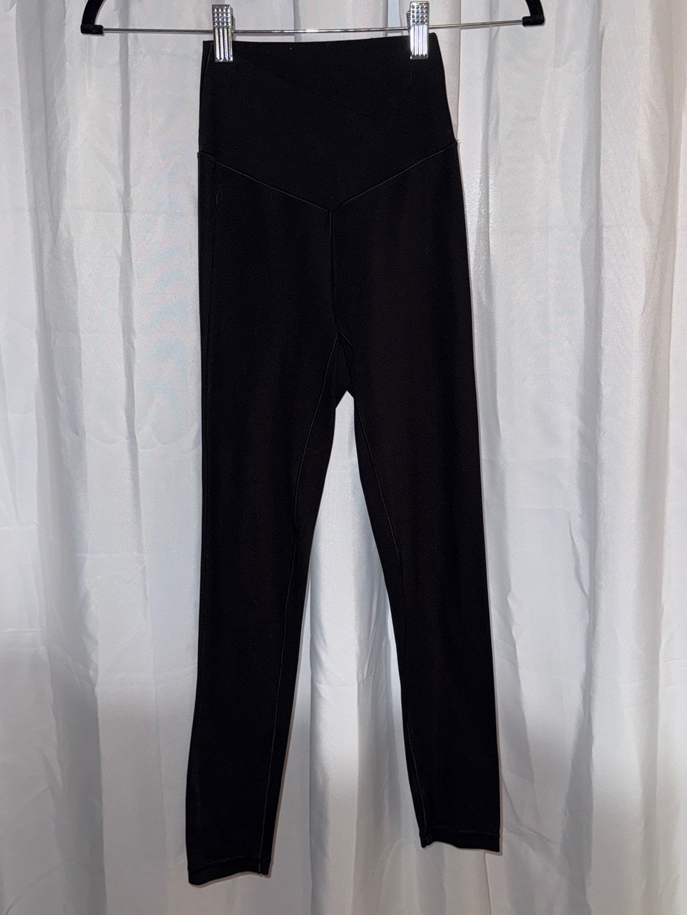 aerie Black High-Rise Leggings with V-Waistband